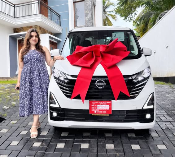 Mrs. Dilani & Family - Brand New Nissan Roox Highway Star